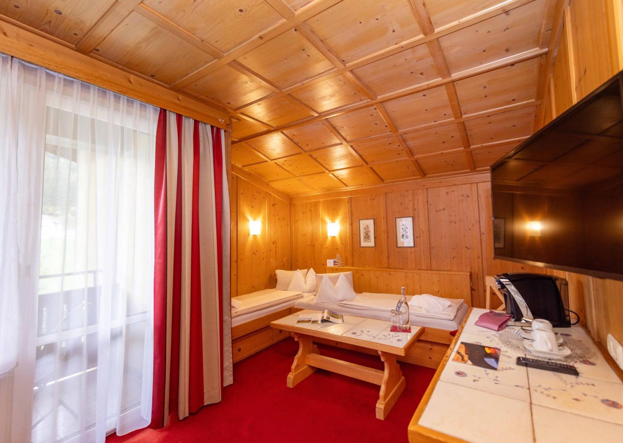 Hotel Latini Zell am See Exterior photo