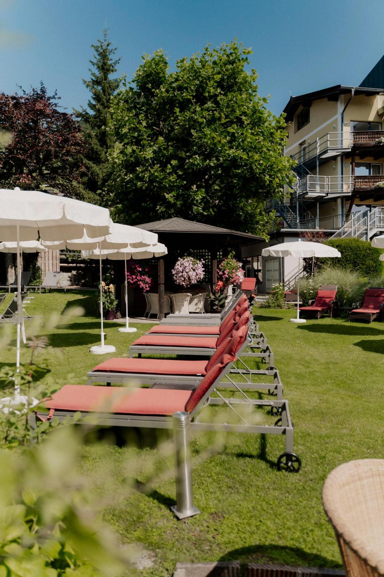 Hotel Latini Zell am See Exterior photo